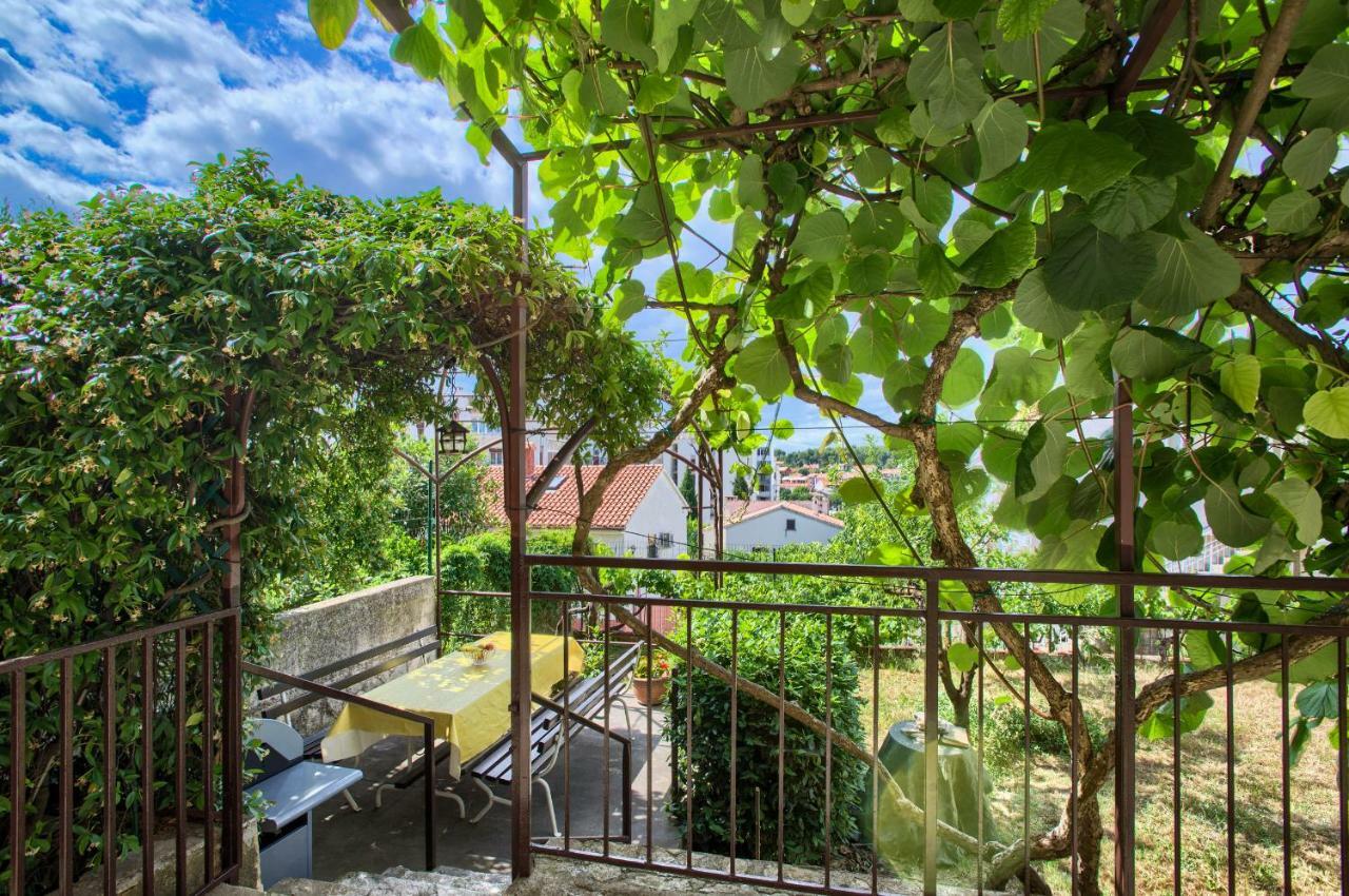 Apartman Paola Пула Екстер'єр фото